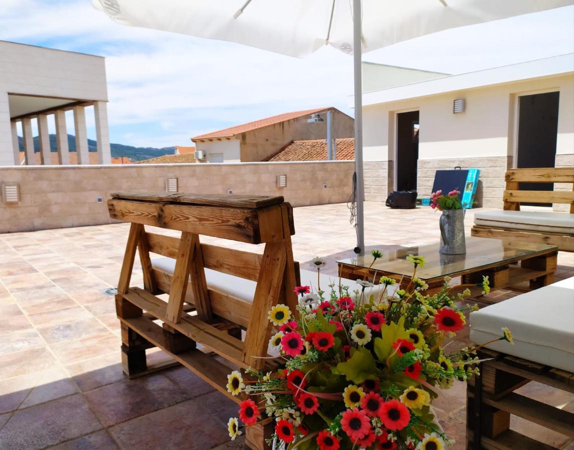 Casa Rural Albahaca Herrera del Duque Exteriör bild